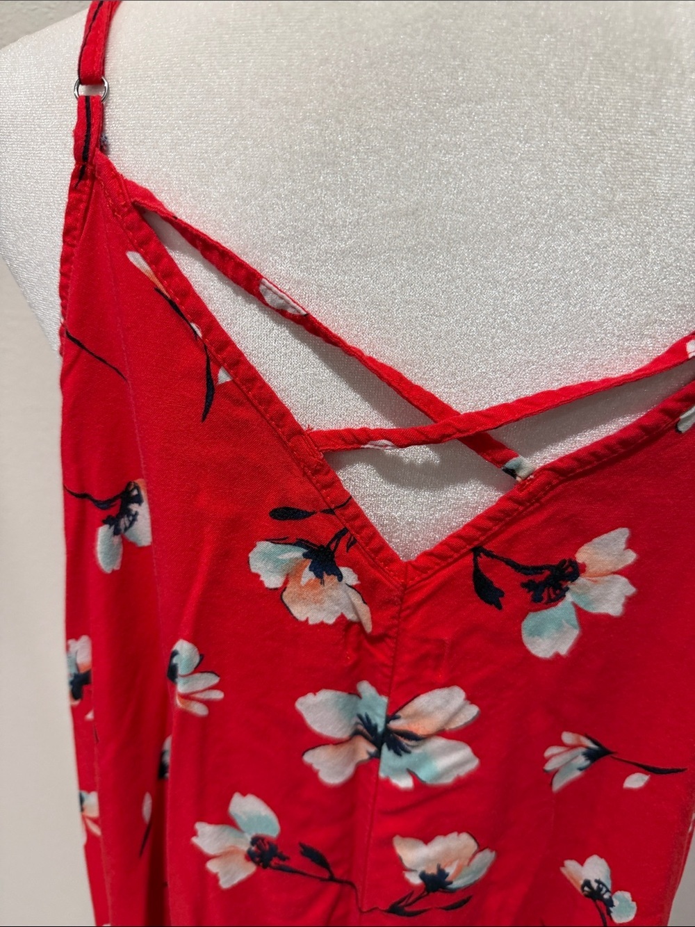 SO Red Floral Lightweight Slip Dress. Sleeveless, Adjustable Straps. Size L. - Picture 7 of 13